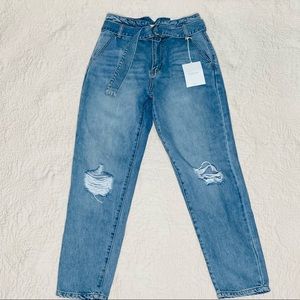 NWT KanCan Mom Jeans Size 5/26